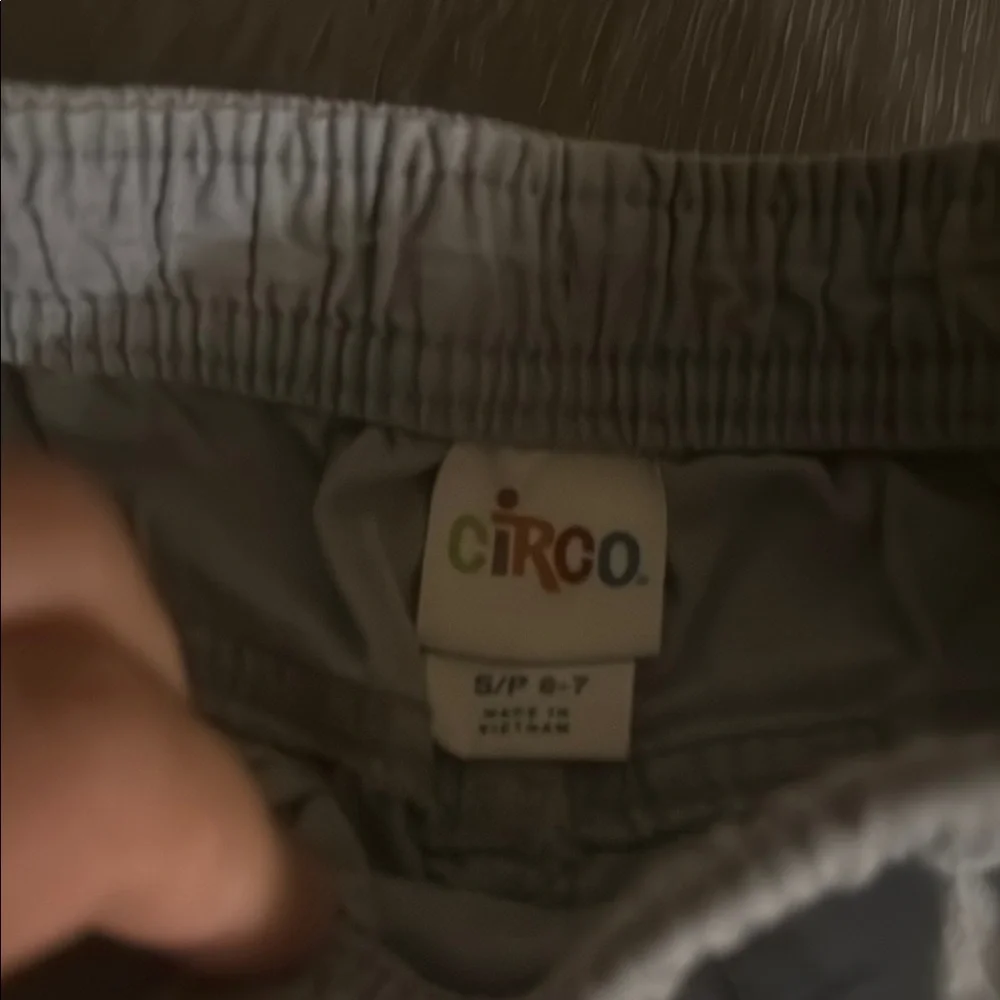 Circo Men's Light Gray Cargo Shorts